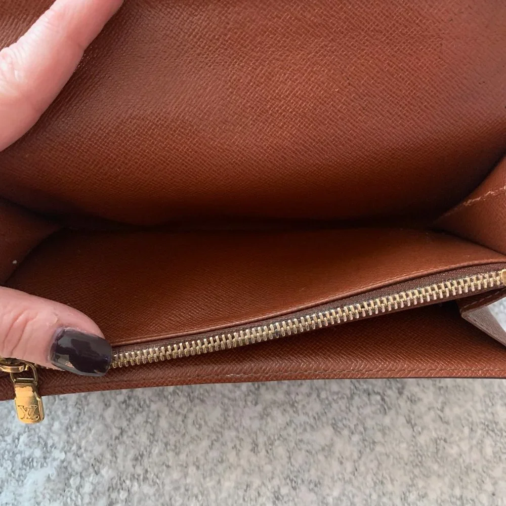 Louis Vuitton Monogram Sarah Wallet Envelope Wallet Authentic NICE Condi… - Picture 7 of 11